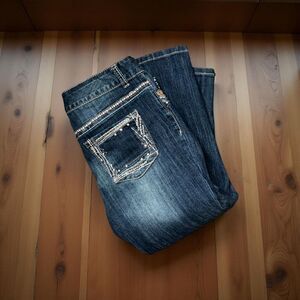 Maurice’s Low Rise Embroidered Pocket Denim Capris Size 5/6 #63